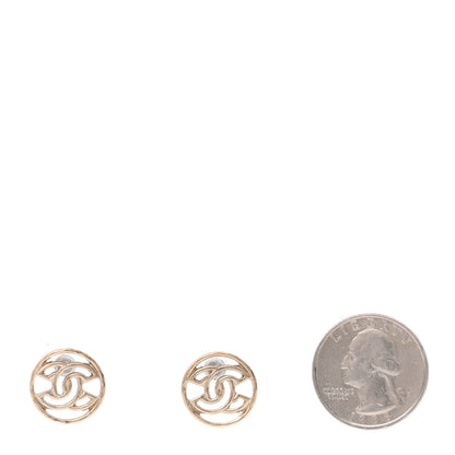 Chanel Metal CC Round Earrings Gold 2 of 5