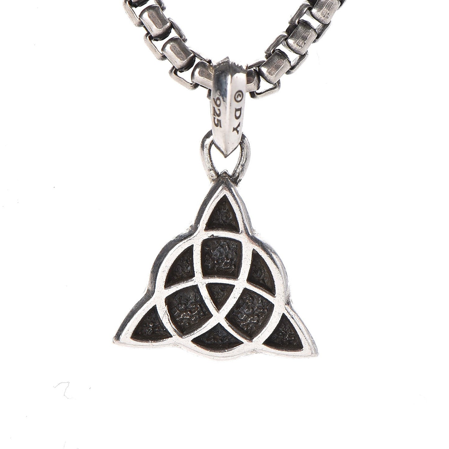 Sterling Silver Celtic Knot Amulete Pendant Necklace