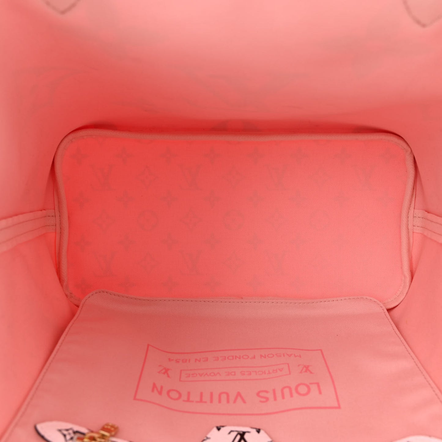 Monogram Giant Neverfull MM Rouge