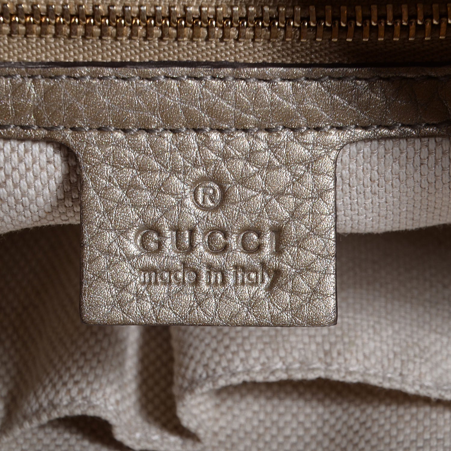 Gucci Metallic Pebbled Calfskin Small Soho Bowler Golden Beige 6 of 9