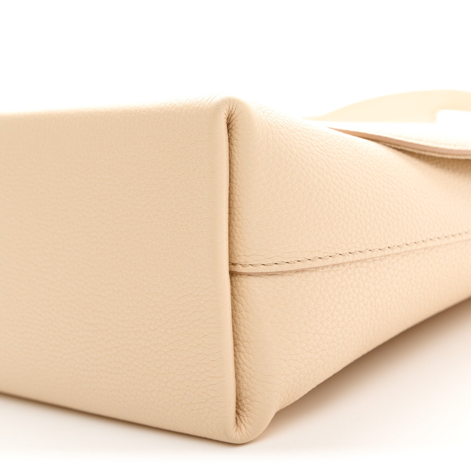 Louis Vuitton Taurillon Volta Mocaccino 11 of 11