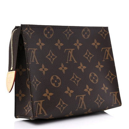 Louis Vuitton Monogram Toiletry Pouch 19 4 of 10