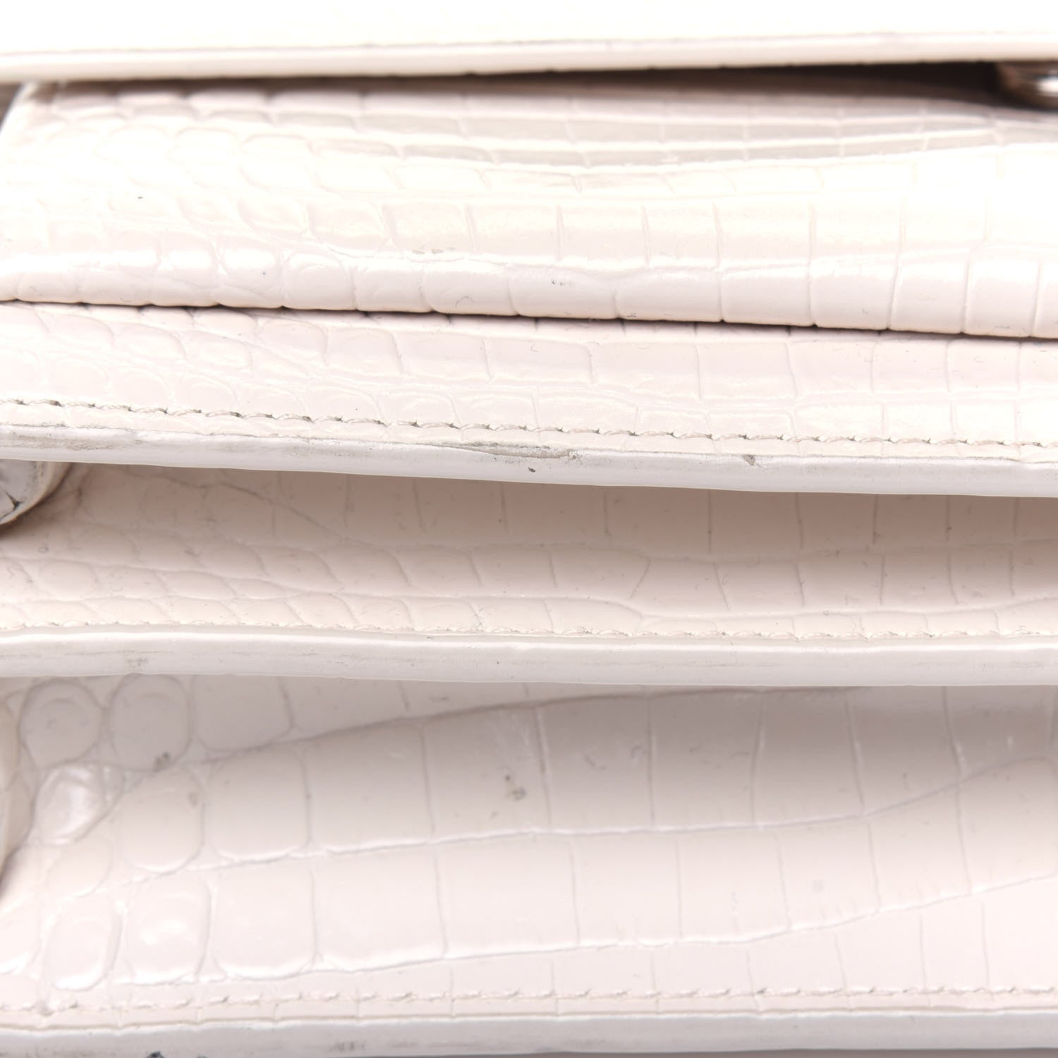 Saint Laurent Calfskin Crocodile Embossed Medium Monogram Sunset Blanc Vintage 18 of 23
