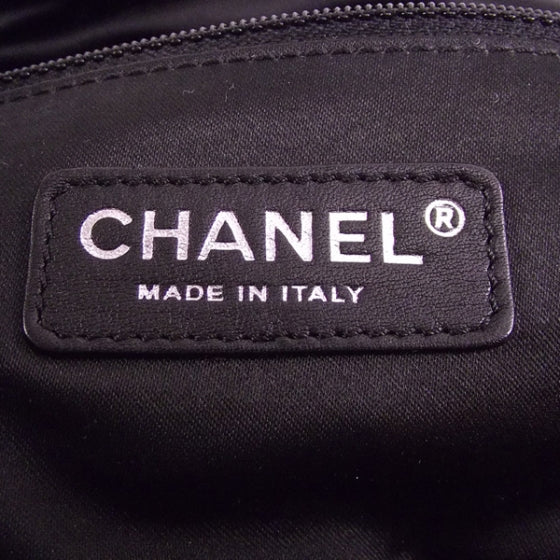 Chanel Leather Pleated Hobo Black 8 of 11
