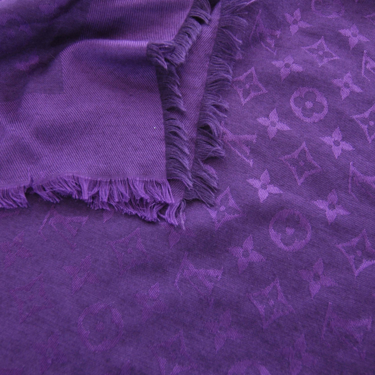 Louis Vuitton Wool Silk Monogram Shawl 5 of 5
