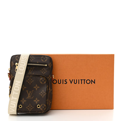 Louis Vuitton Monogram Utility Phone Sleeve 10 of 10