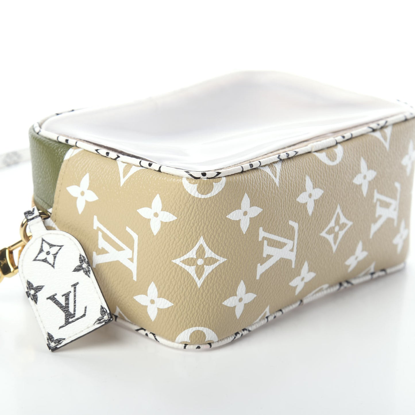 Monogram Giant Beach Pouch Kaki