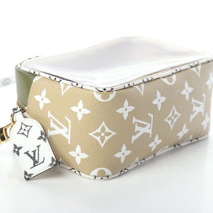 Louis Vuitton Monogram Giant Beach Pouch Kaki 8 of 9