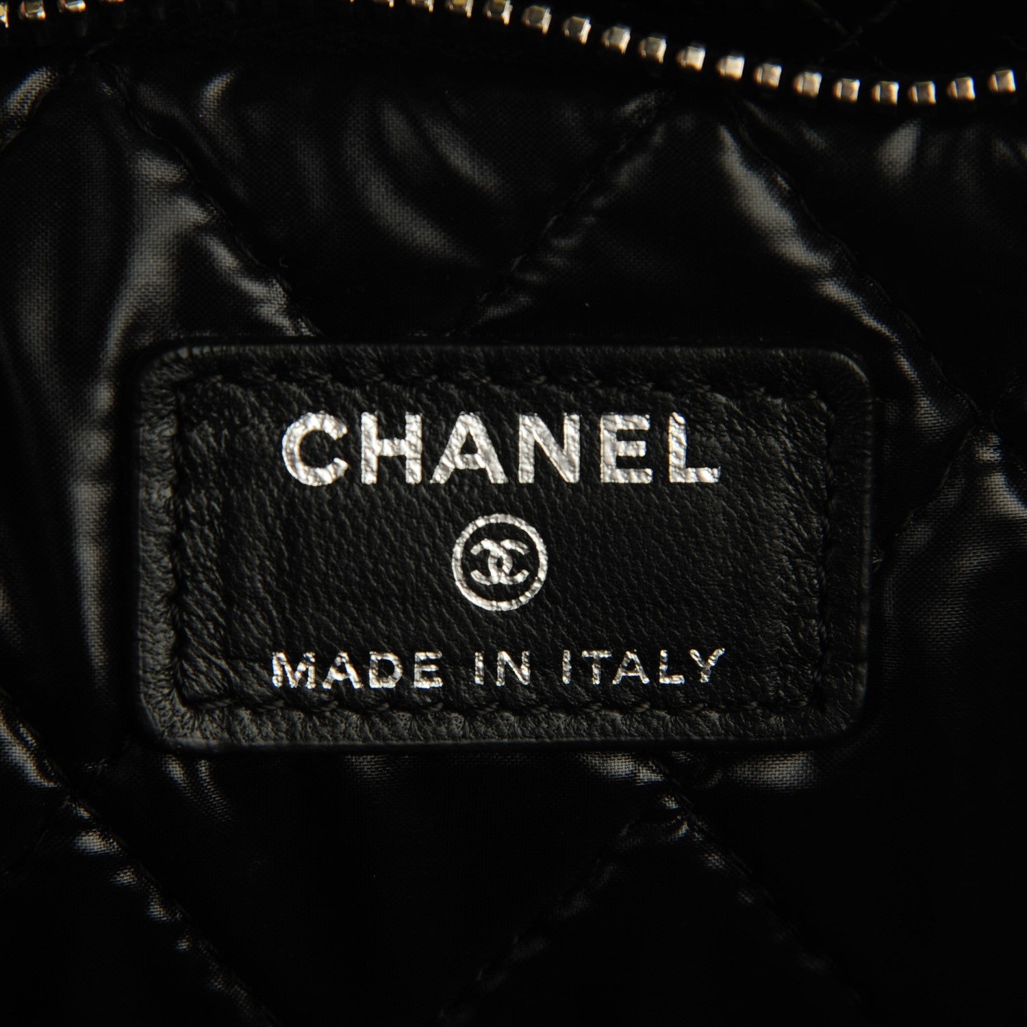 Chanel Patent Calfskin Quilted Beauty CC Clutch Black 5 of 7