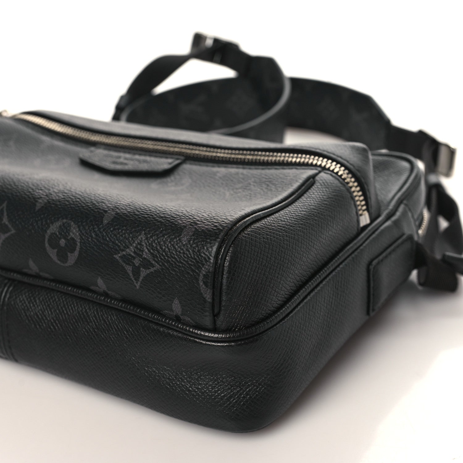 Louis Vuitton Taiga Monogram Eclipse Outdoor Messenger Black 8 of 8