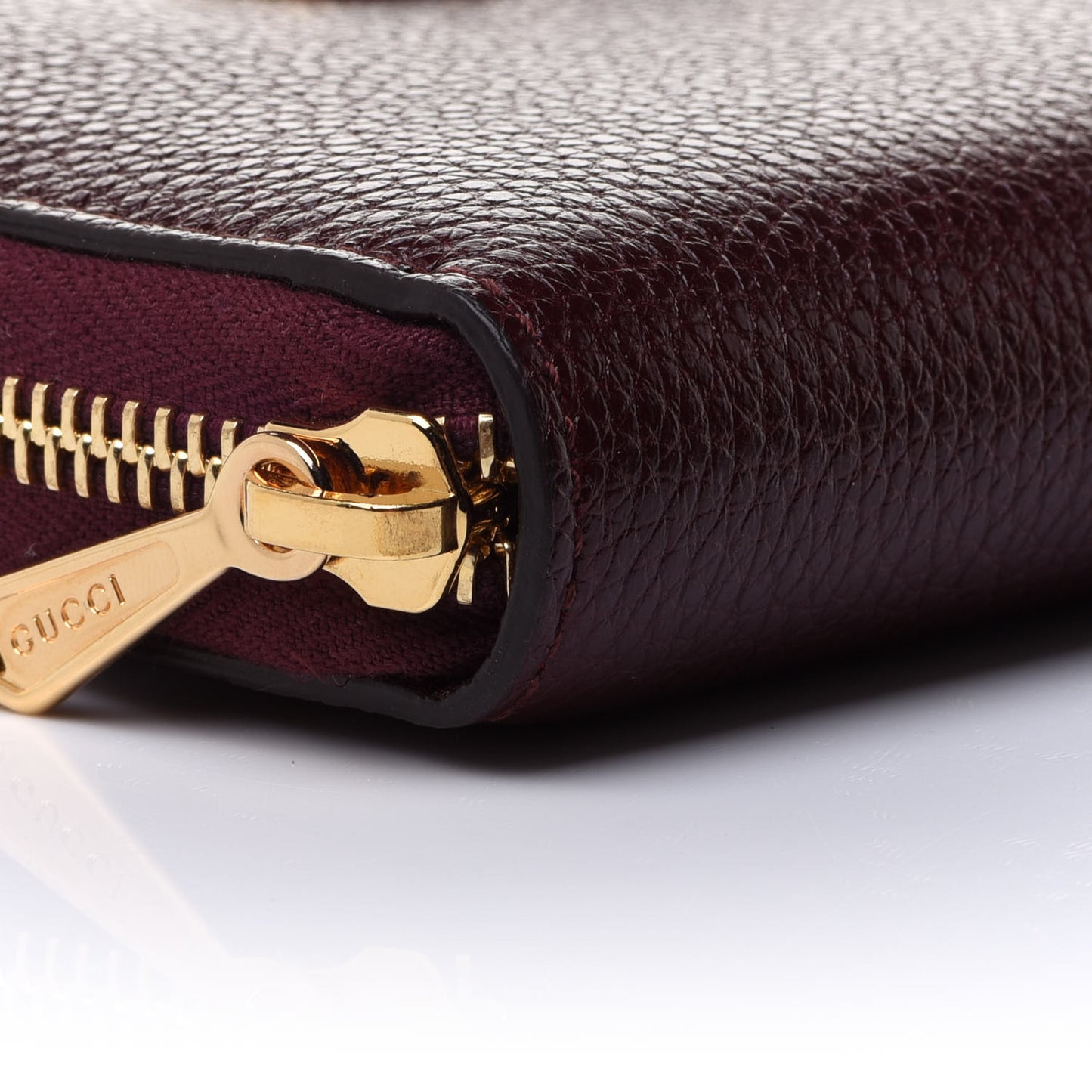 Grainy Calfskin Zumi Zip Around Wallet Vintage Bordeaux