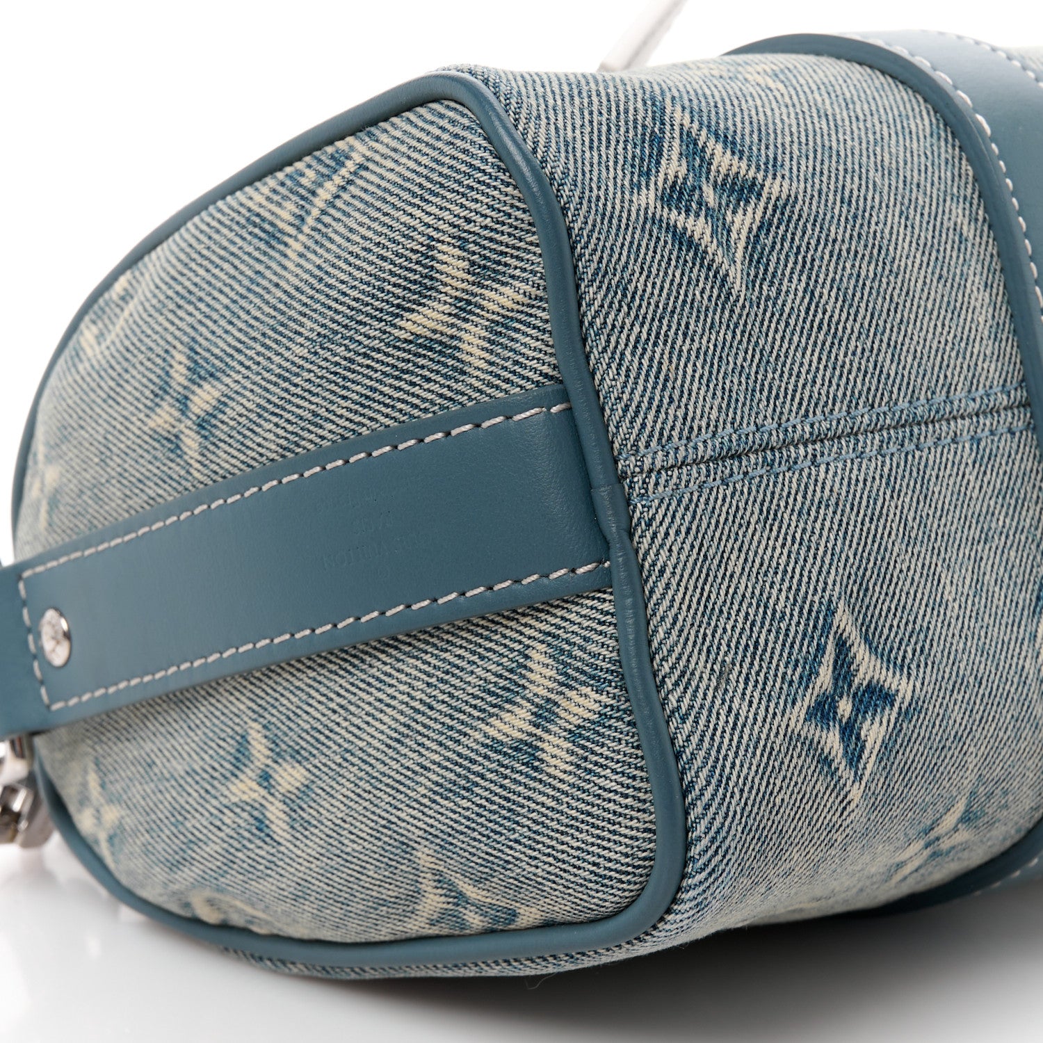 Louis Vuitton Monogram Washed Denim Keepall Bandouliere 25 9 of 11