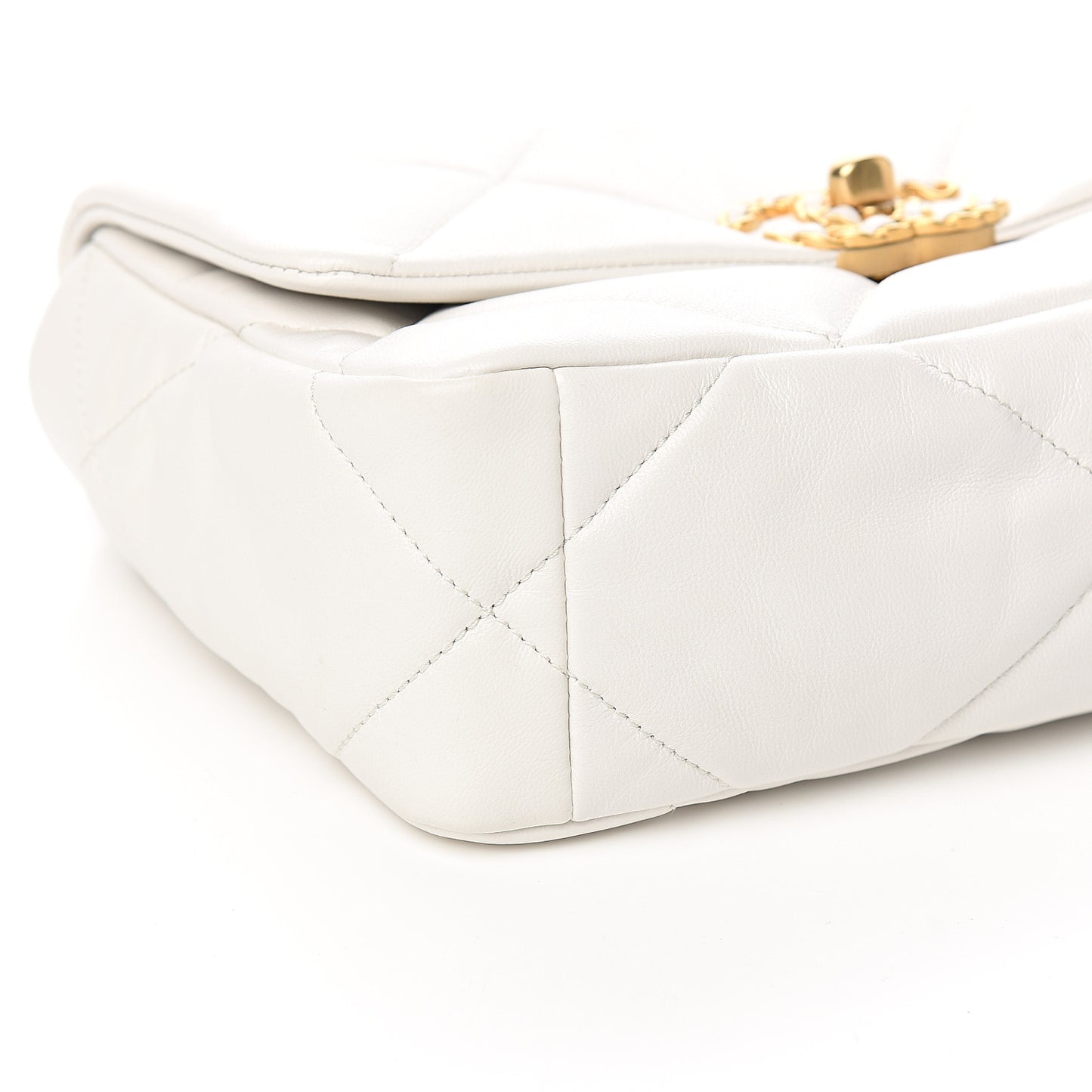 Goatskin Quilted Medium 19 Flap White