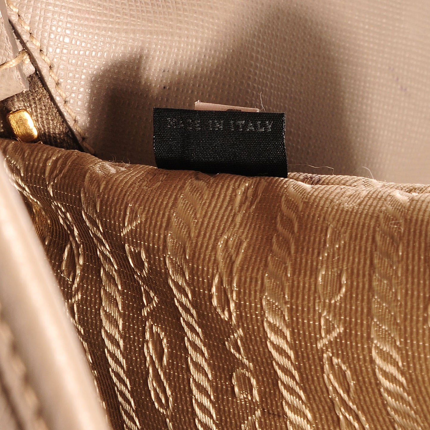 Saffiano Lux Shopping Tote Pomice