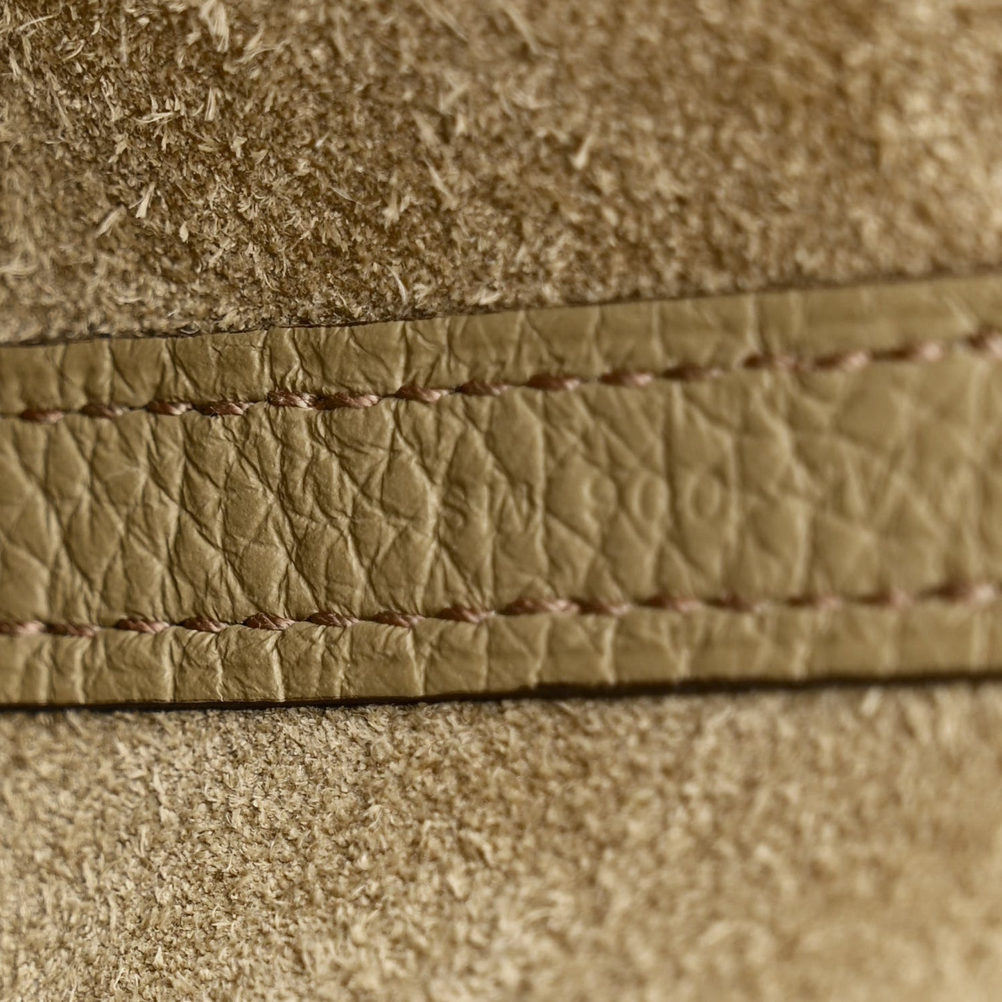 Taurillon Clemence Picotin Lock 18 PM Beige Marfa
