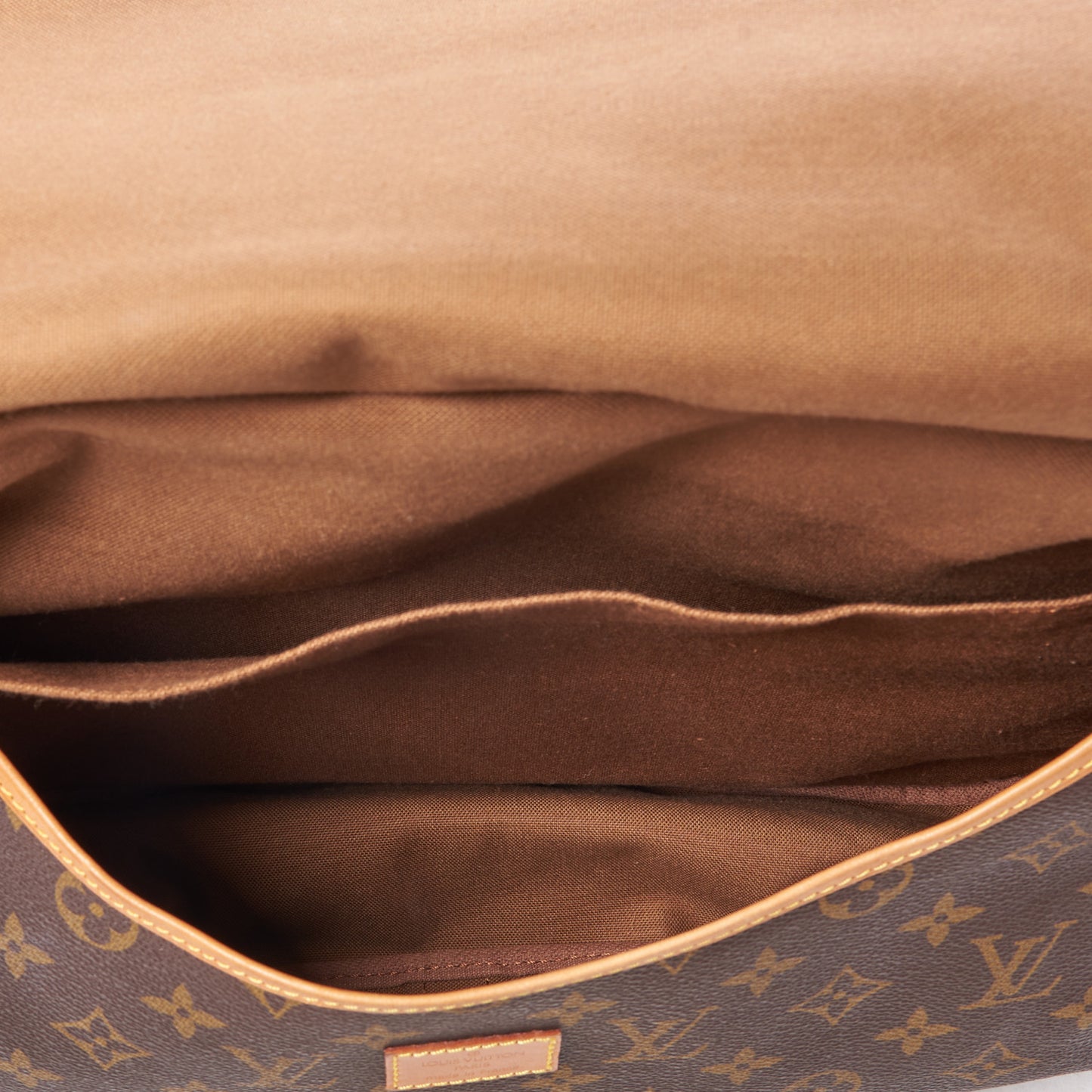 Monogram Saumur 35