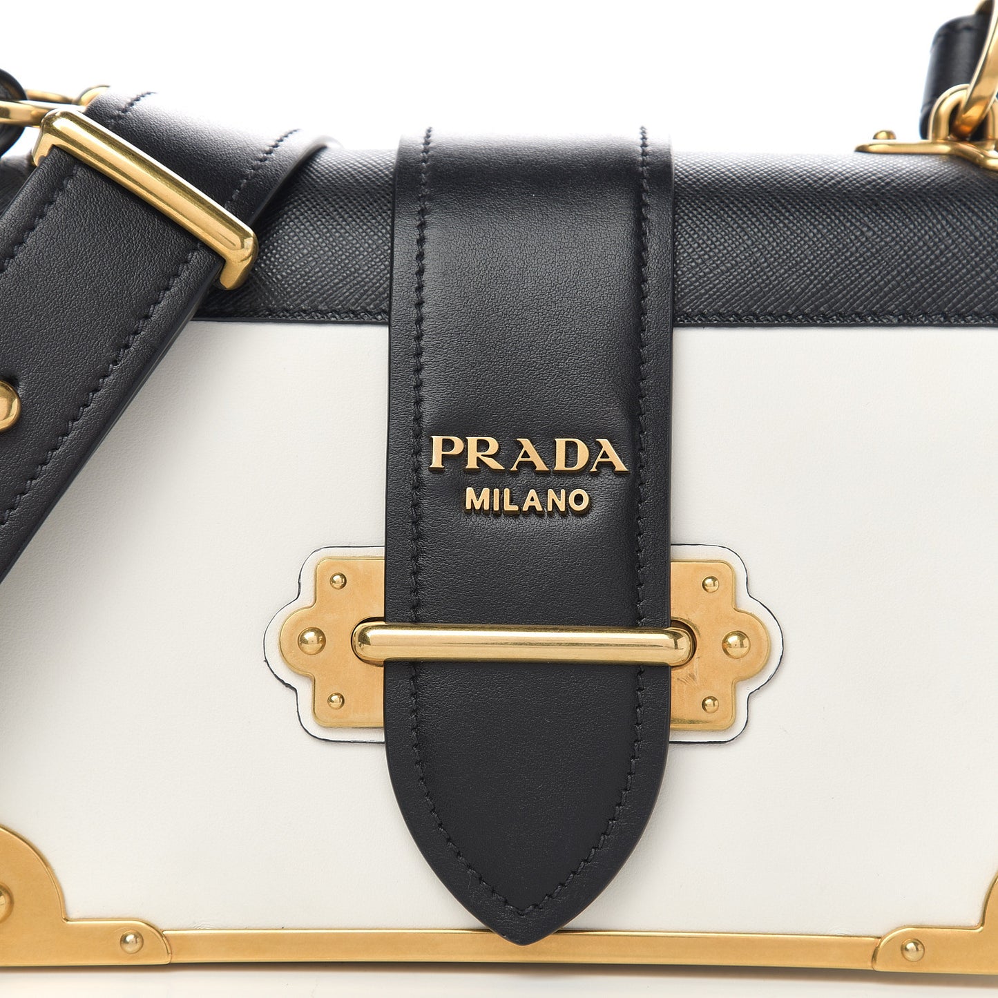 City Calf Saffiano Cahier Bag Talco Black