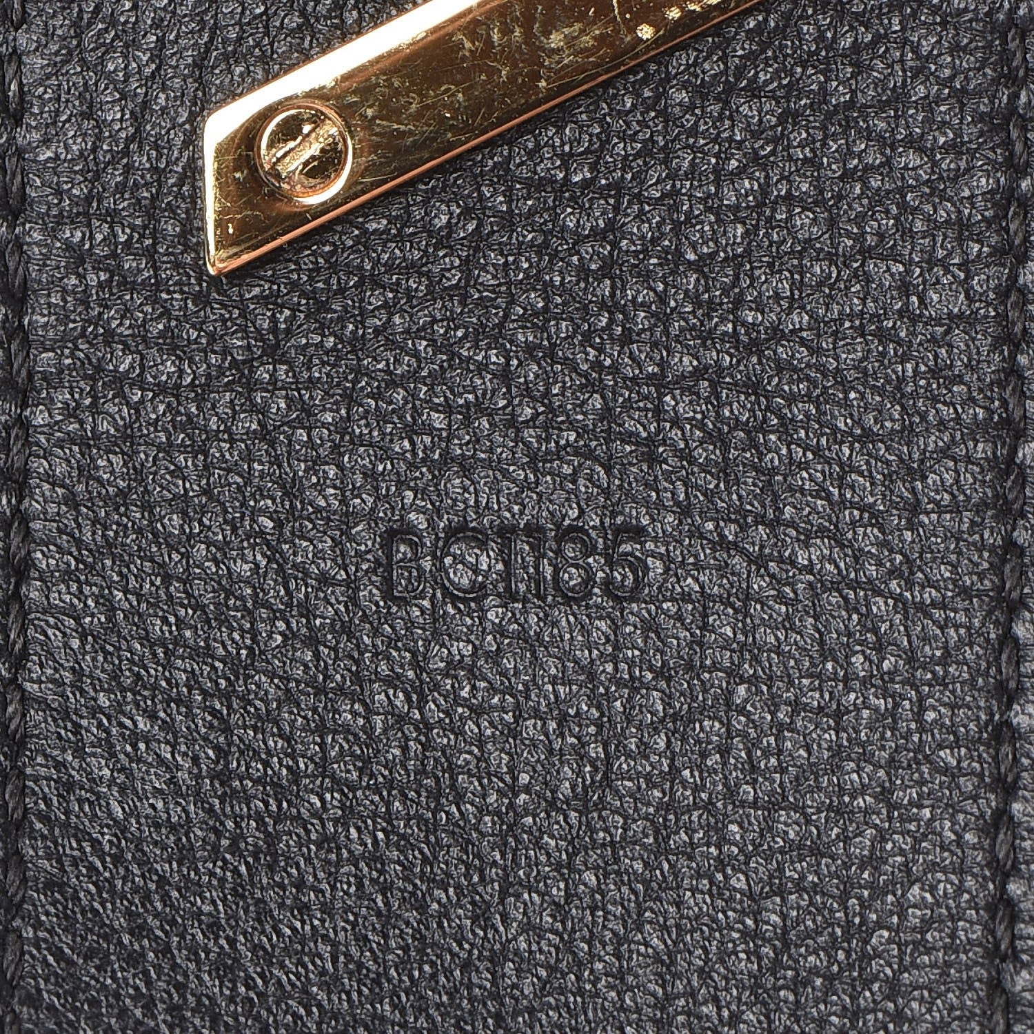 Louis Vuitton Epi Electric Twist It Cuff 19 Black 6 of 6