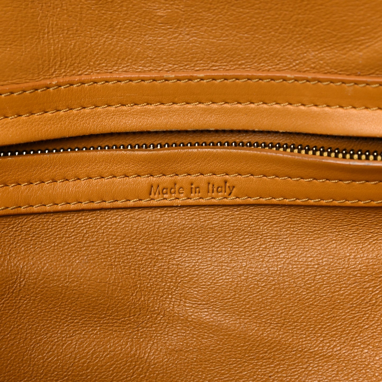 Suede Medium Phantom Luggage Amber