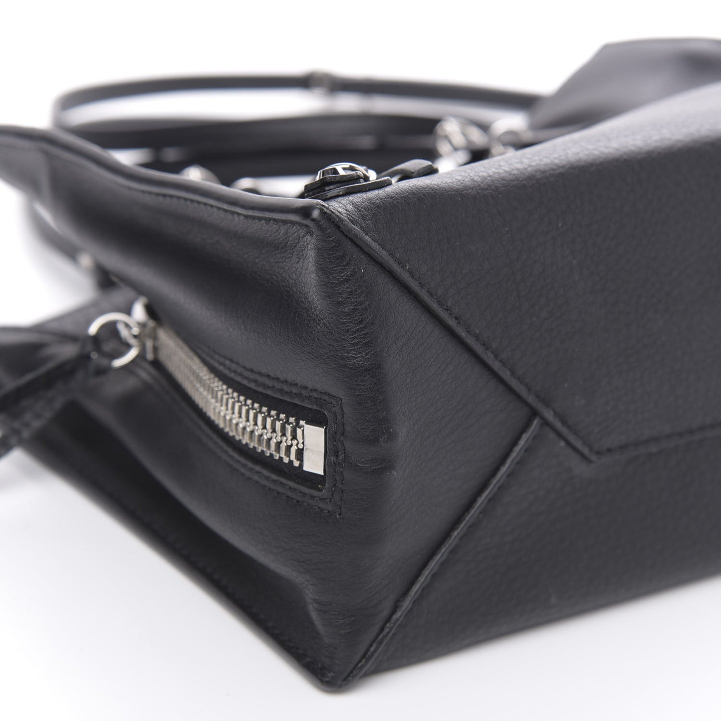 Veau Papier A6 Zip Around Tote Black