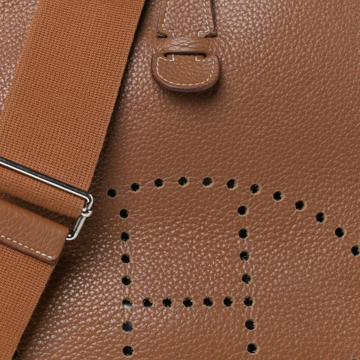 Taurillon Clemence Evelyne III GM Gold