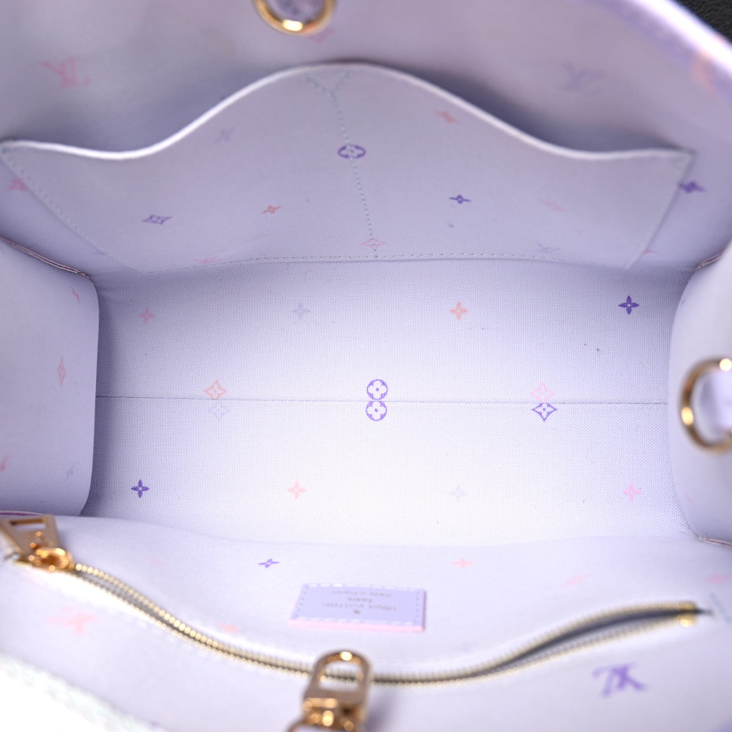 Louis Vuitton Monogram Giant Spring In The City Onthego PM Sunrise Pastel 5 of 9