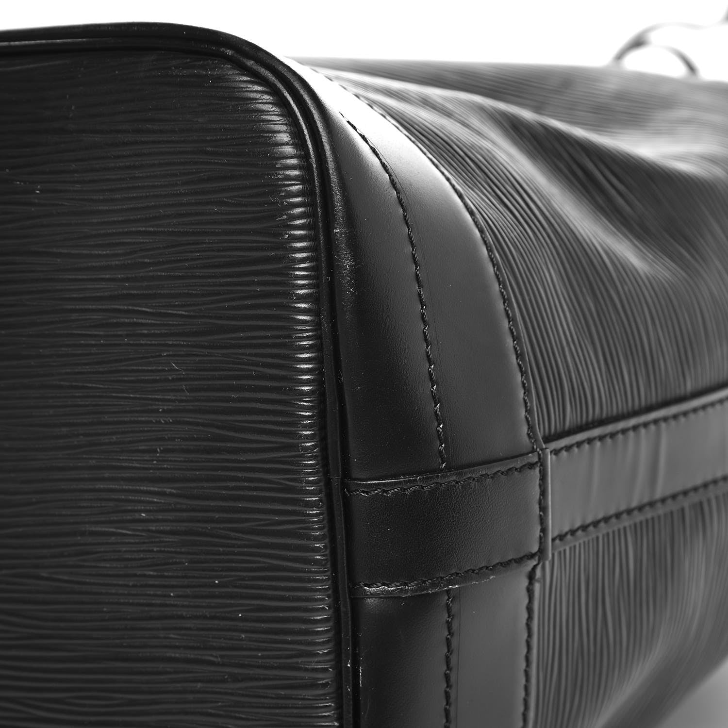 Louis Vuitton Epi Noe Black 8 of 9