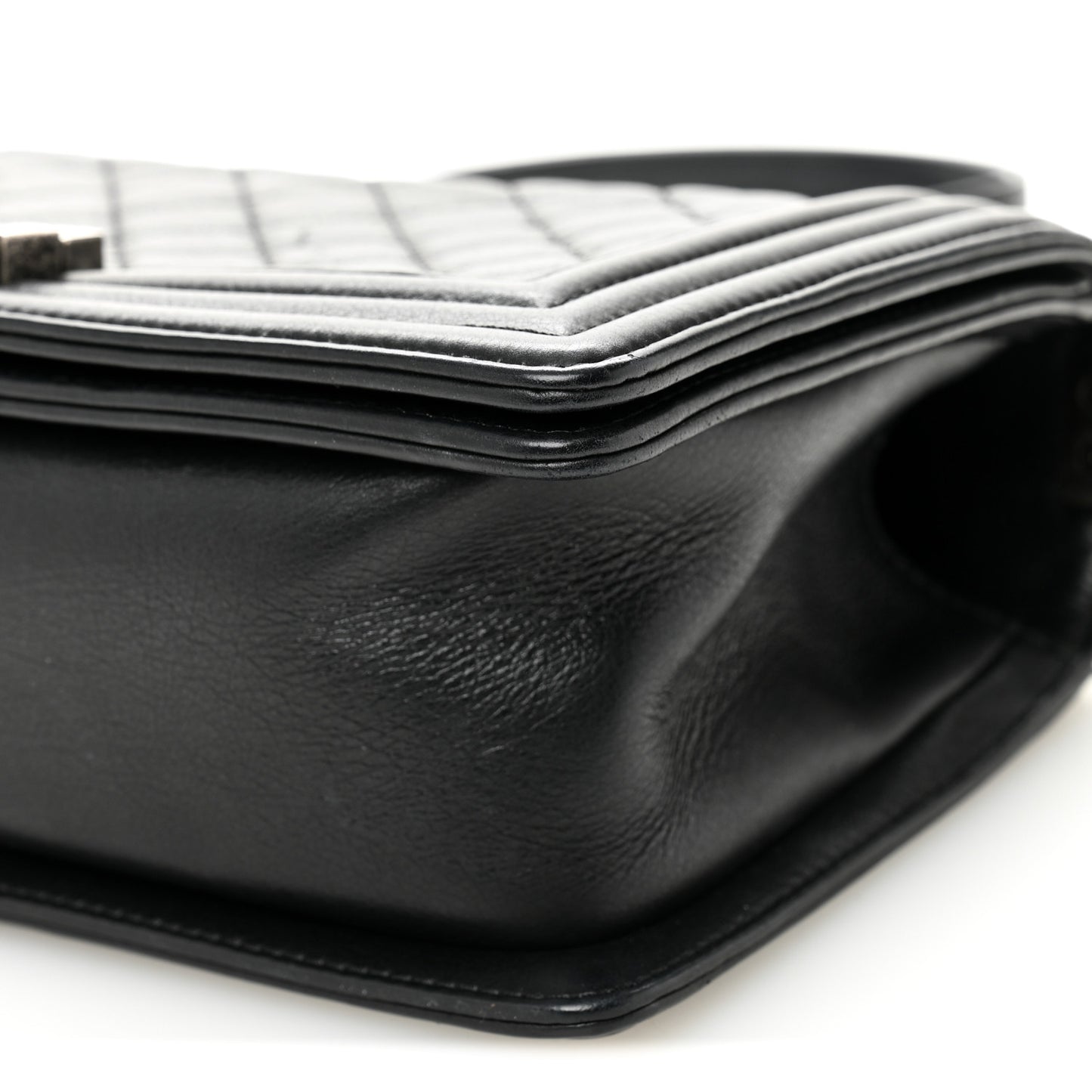 Calfskin Quilted Medium Boy Flap Black