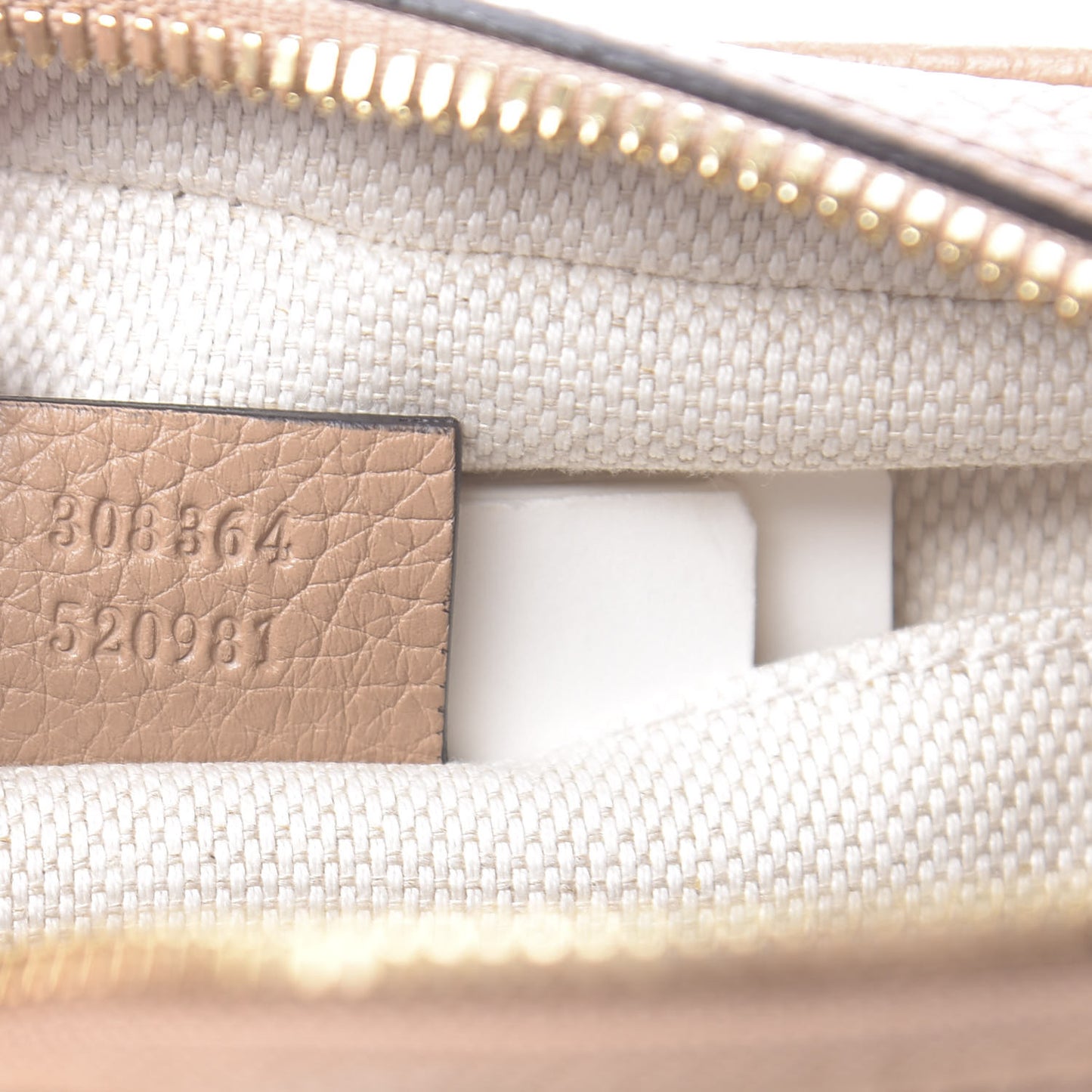 Pebbled Calfskin Small Soho Disco Bag Camelia