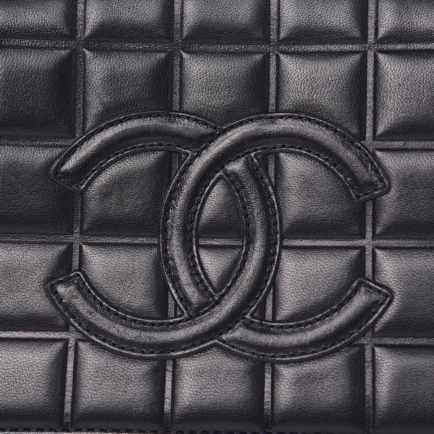 Lambskin Quilted CC Chocolate Bar Flap Navy