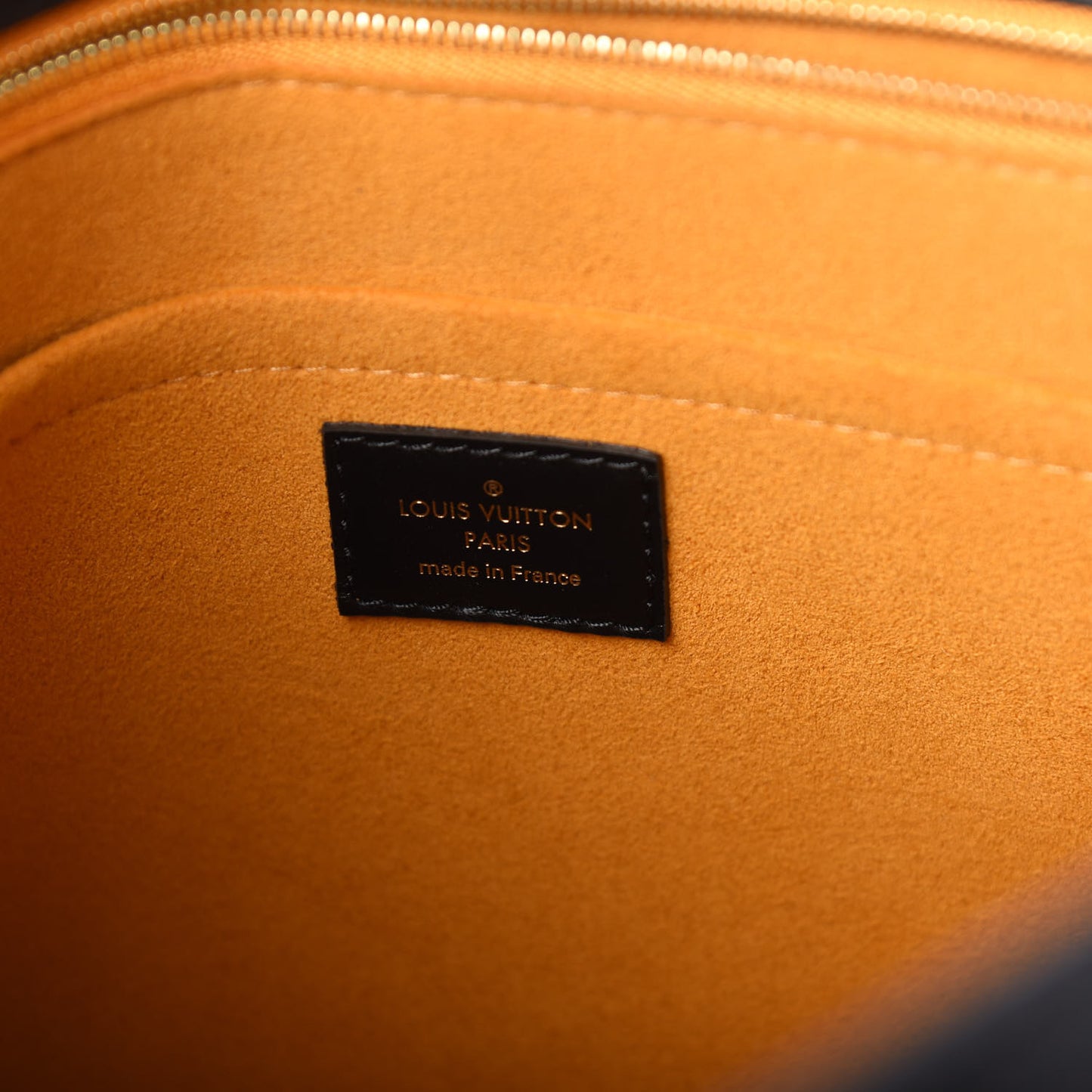 Calfskin Monogram Tufting On My Side Black