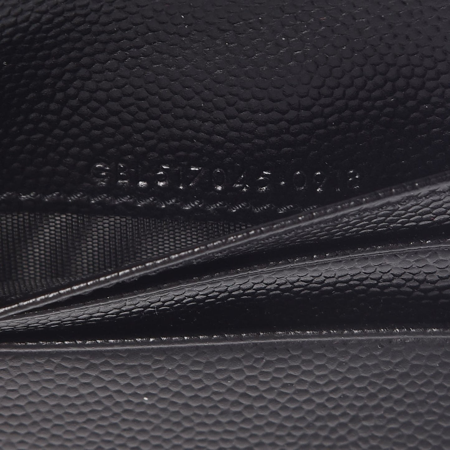 Grain De Poudre Matelasse Chevron Monogram Zipped Card Case Black