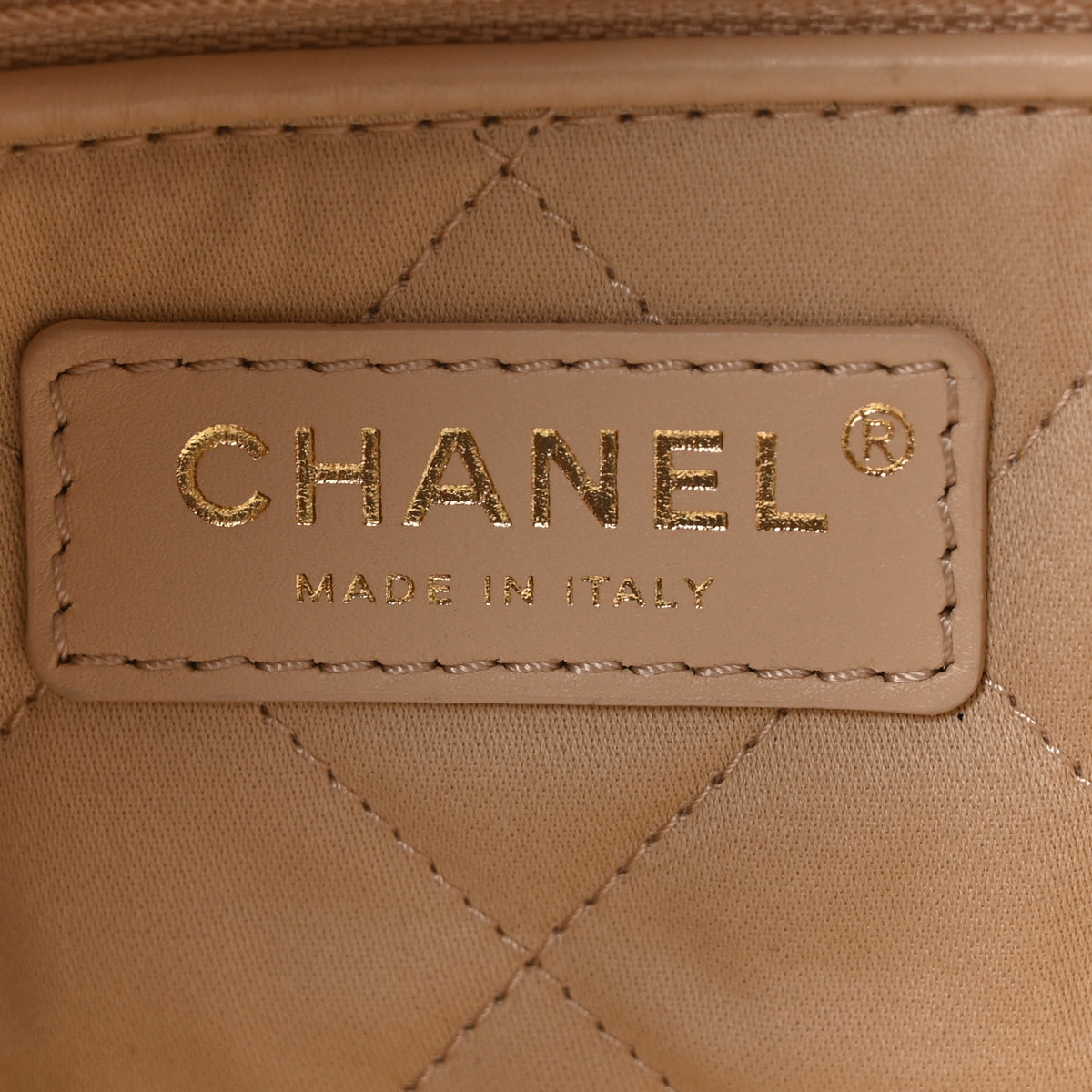 Shiny Calfskin Quilted Small Chanel 22 White
