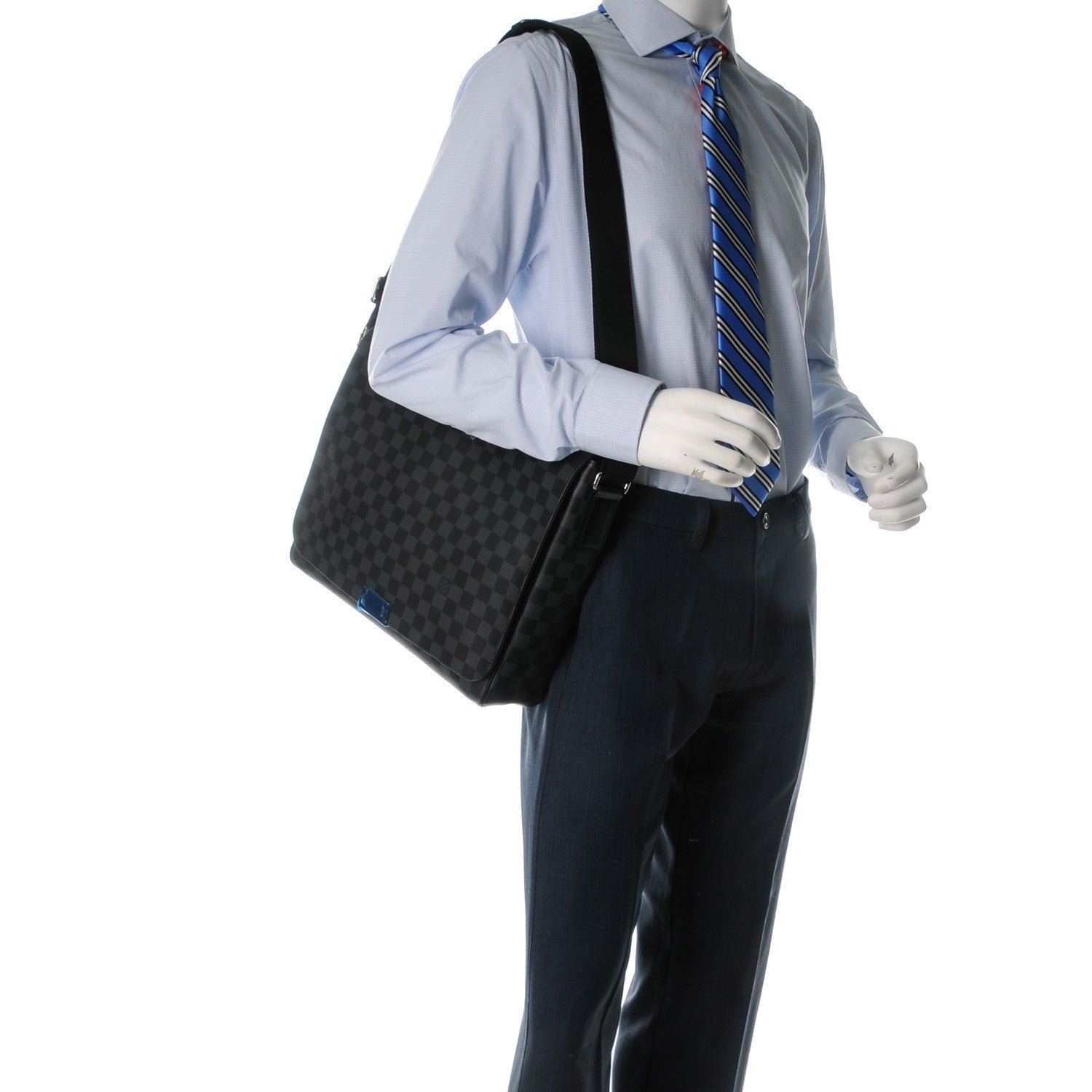 Louis Vuitton Damier Graphite District GM 151871 – FASHIONPHILE
