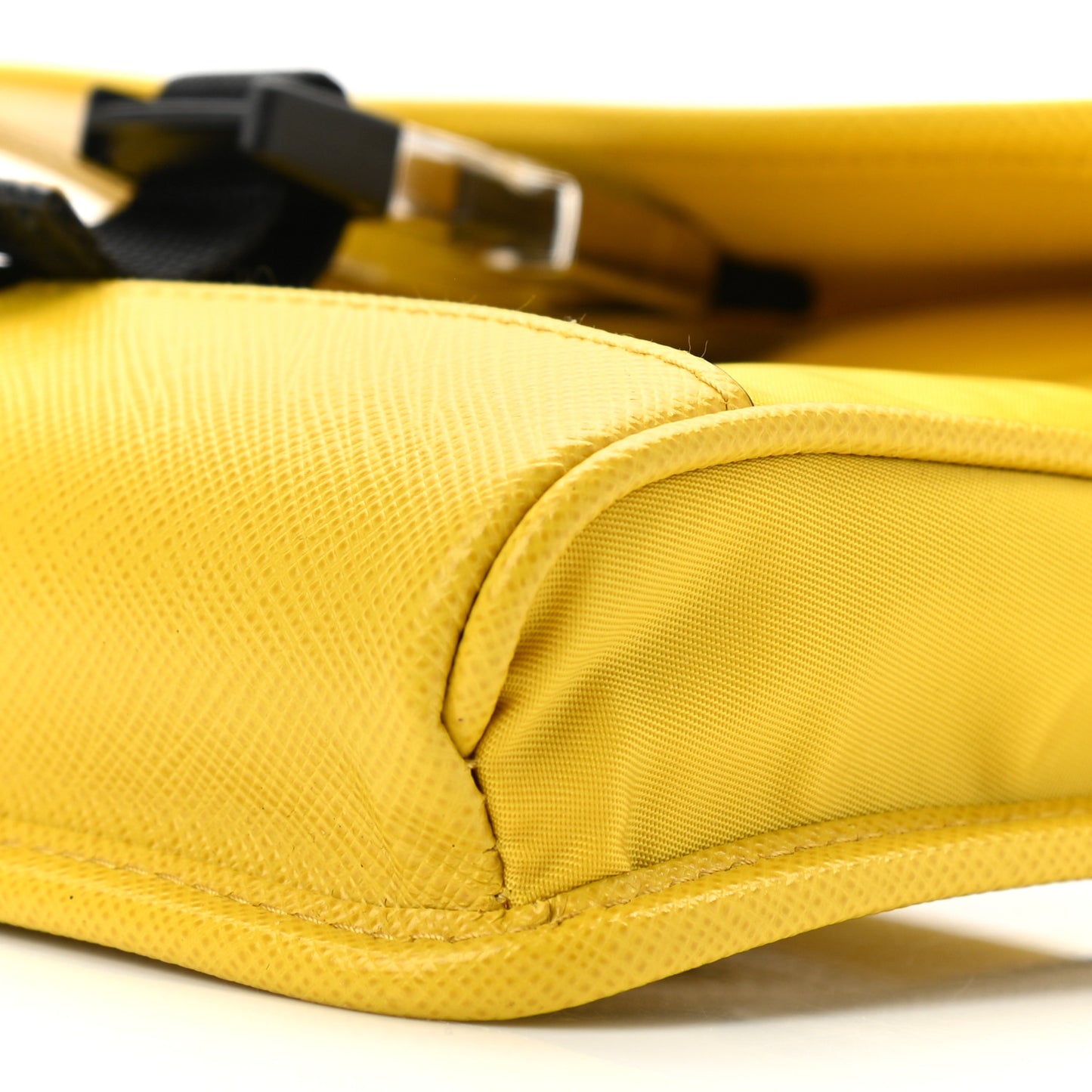 Re-Nylon Saffiano Smartphone Case Crossbody Giallo