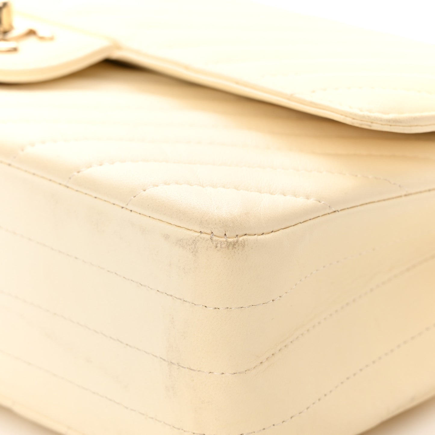 Lambskin Chevron Quilted Medium Double Flap Ivory