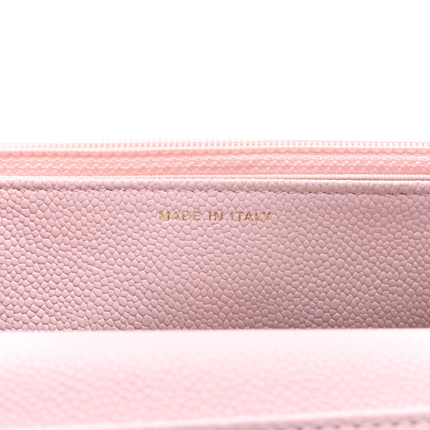 Caviar Quilted Tiny CC Wallet On Chain WOC Light Pink
