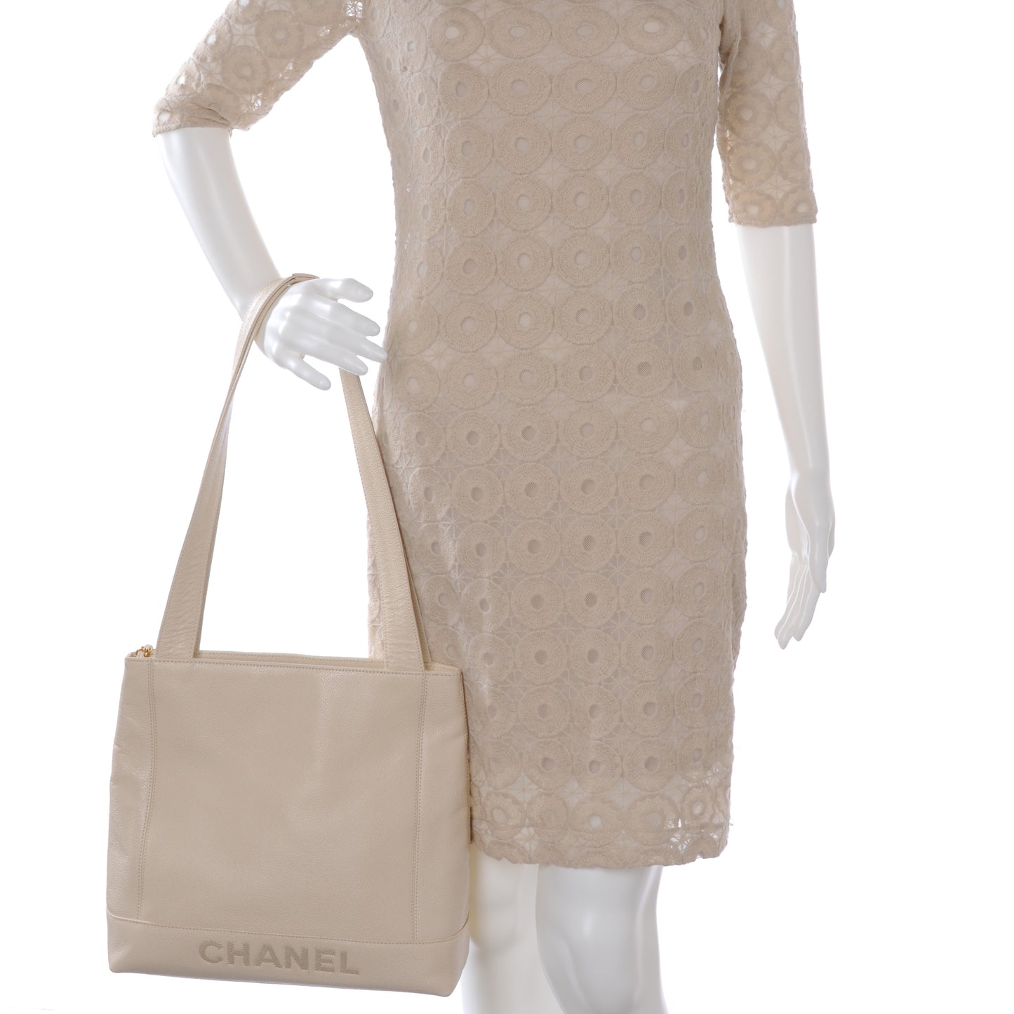 Caviar Shoulder Bag Ivory