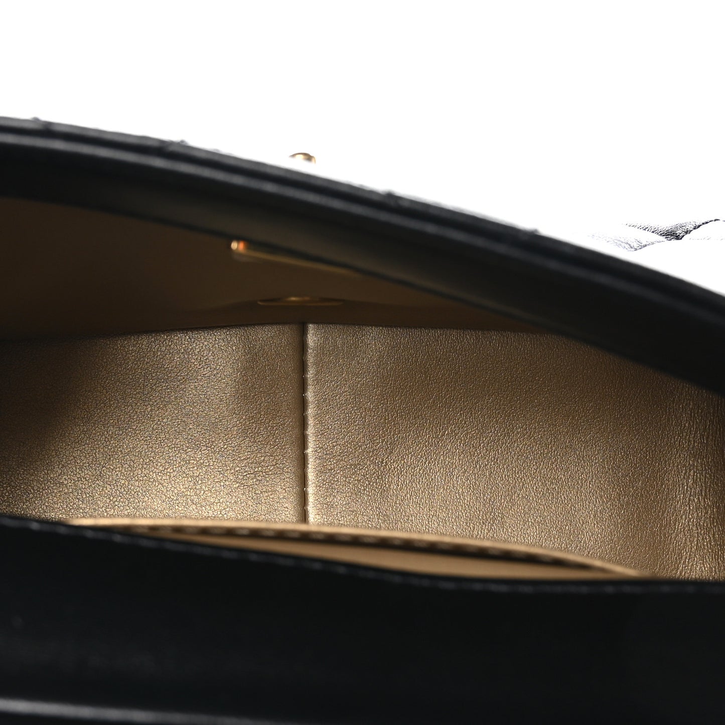 Shiny Lambskin Quilted Mini Pearl Logo Flap Black