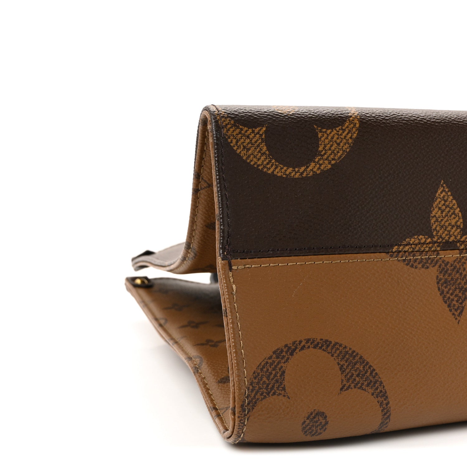 Louis Vuitton Reverse Monogram Giant Onthego MM 8 of 9