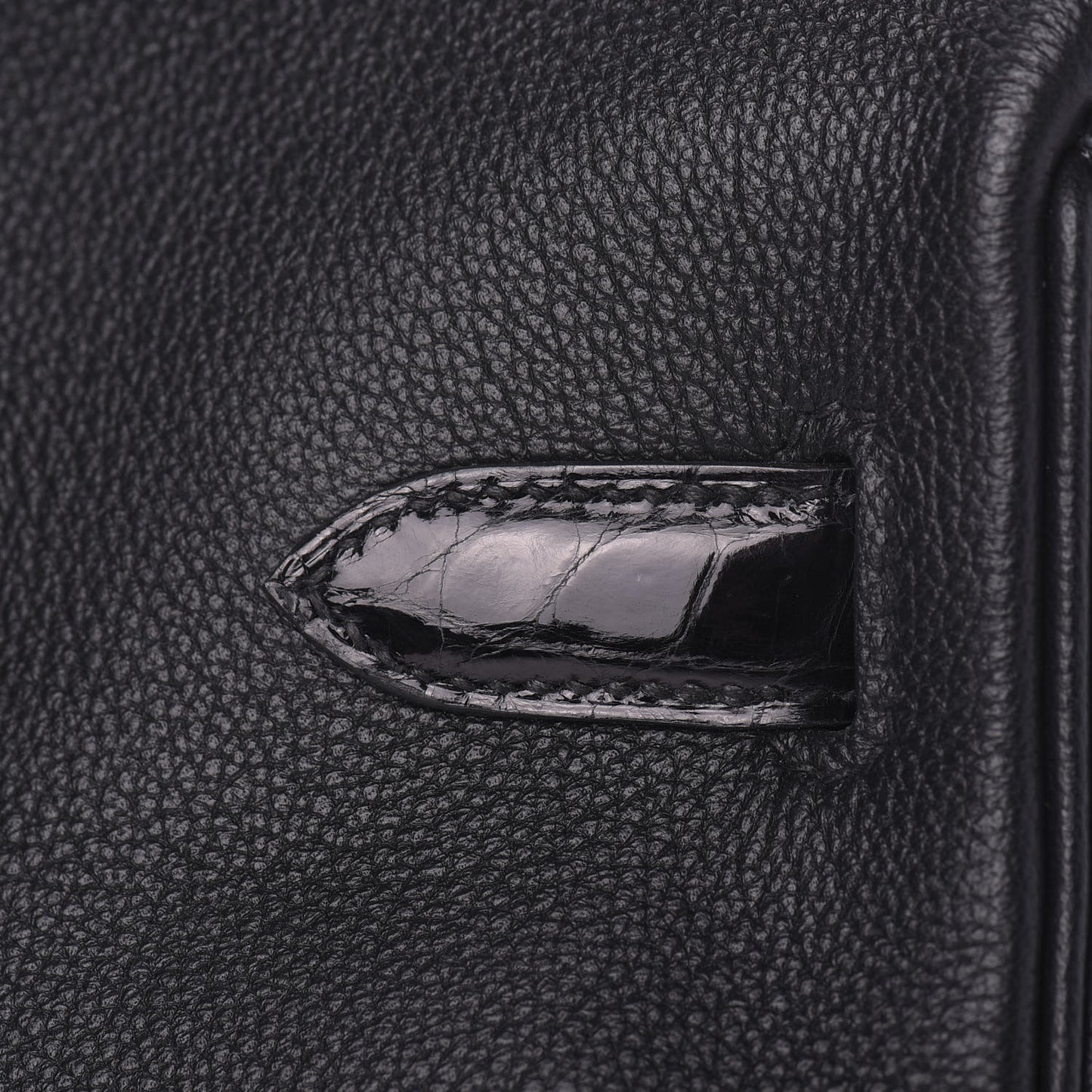Taurillon Novillo Shiny Niloticus Crocodile Birkin Touch 30 Black