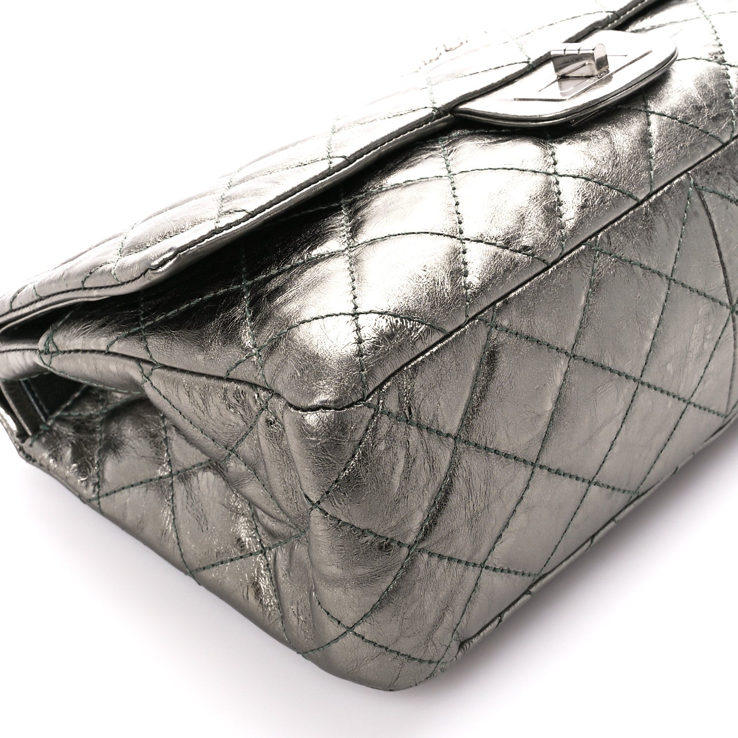 Chanel Metallic Aged Calfskin Quilted 2.55 Reissue 227 Flap Dark Green 9 of 11