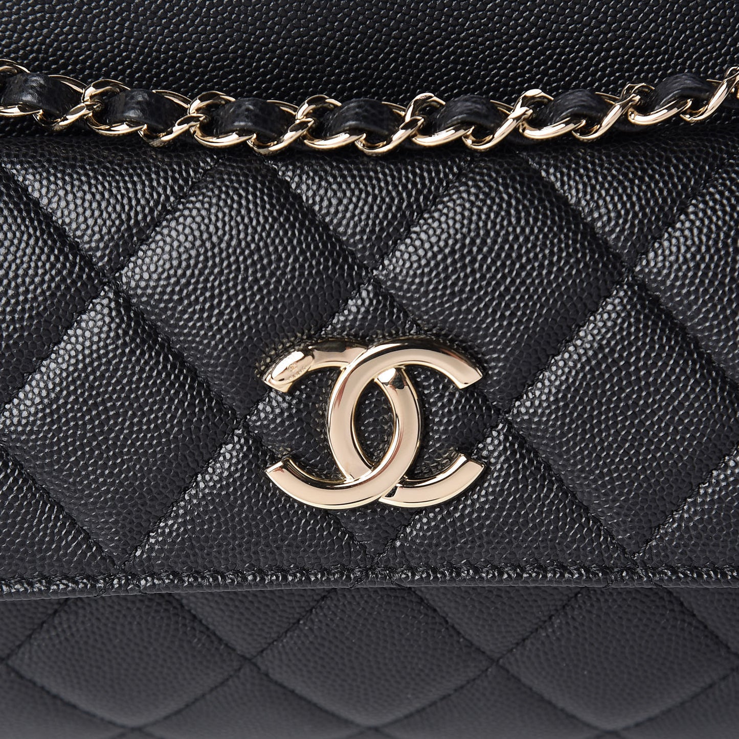 Caviar Quilted Small In & Out Camera Case Black