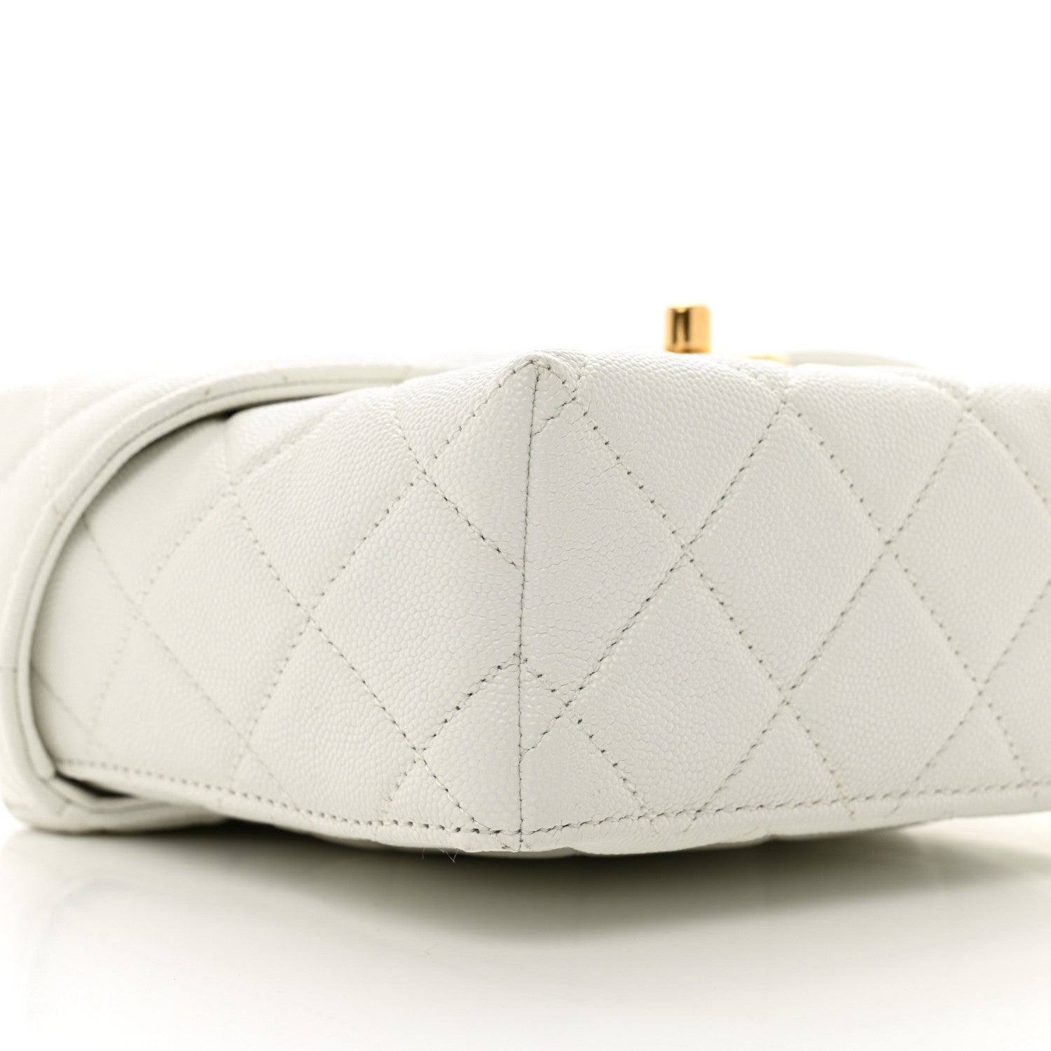 Chanel Caviar Quilted Handy Box Vanity Case White 9 of 11
