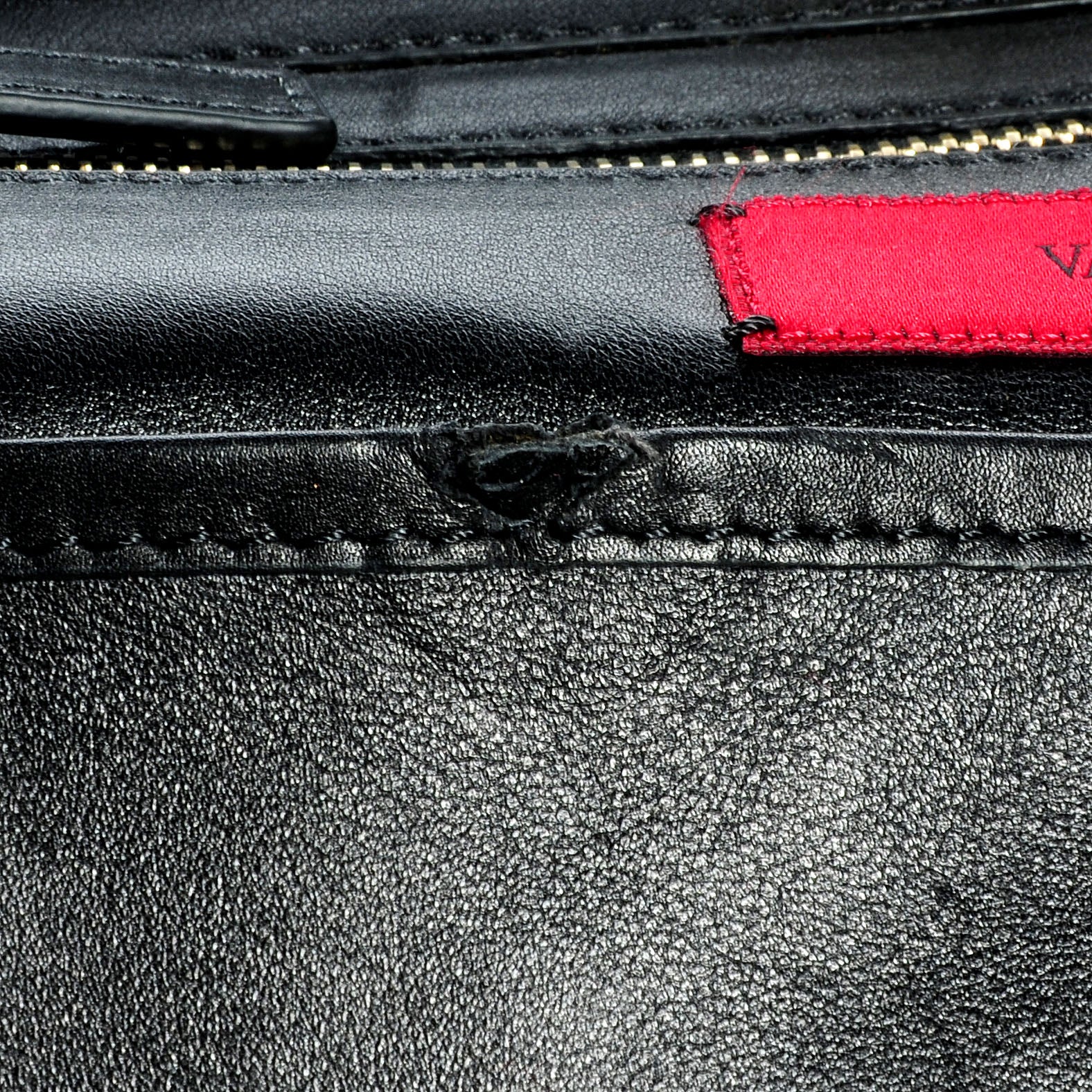 Valentino Garavani Vitello Medium Rockstud Tote Black 6 of 8