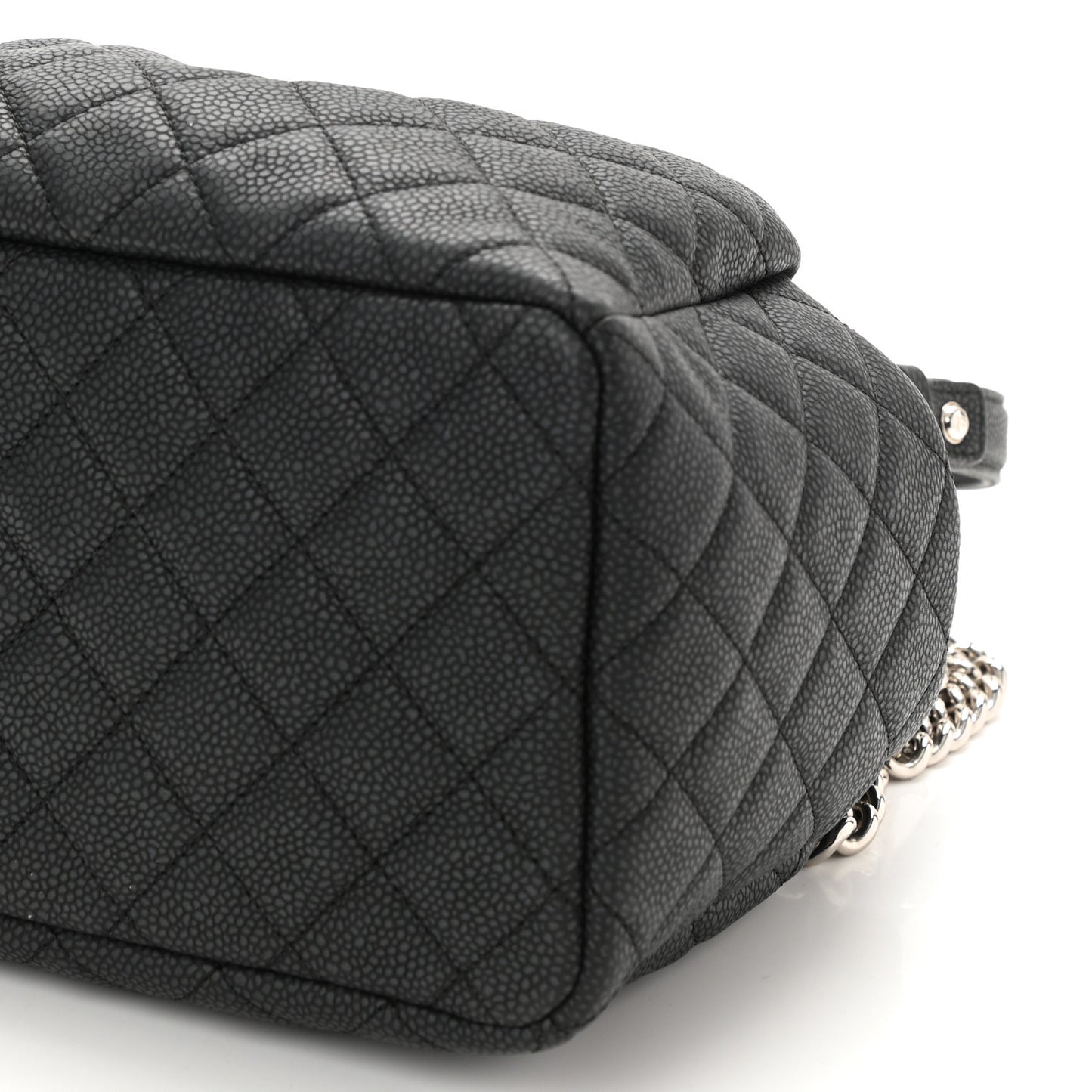 Caviar Flat Quilted CC Chain Bucket Drawstring Bag Black