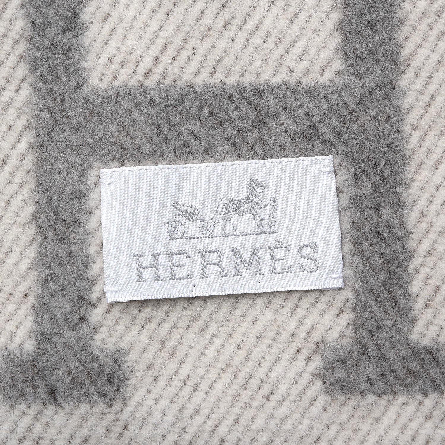 Hermes Wool Cashmere New Classic Avalon Blanket Ecru Gris Clair 4 of 4