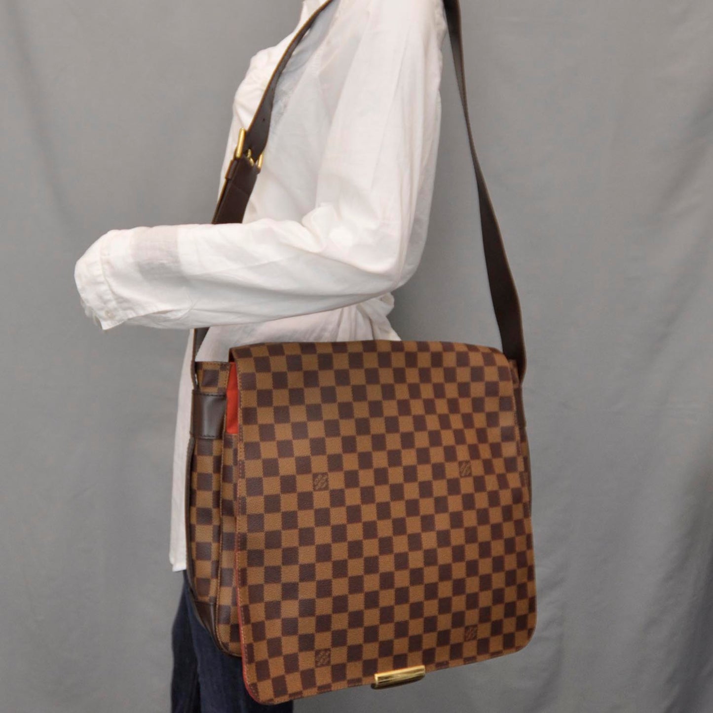 Damier Ebene Bastille Messenger