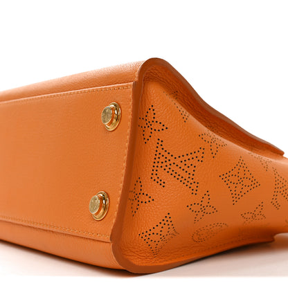 Louis Vuitton Mahina On My Side PM Summer Gold 9 of 9
