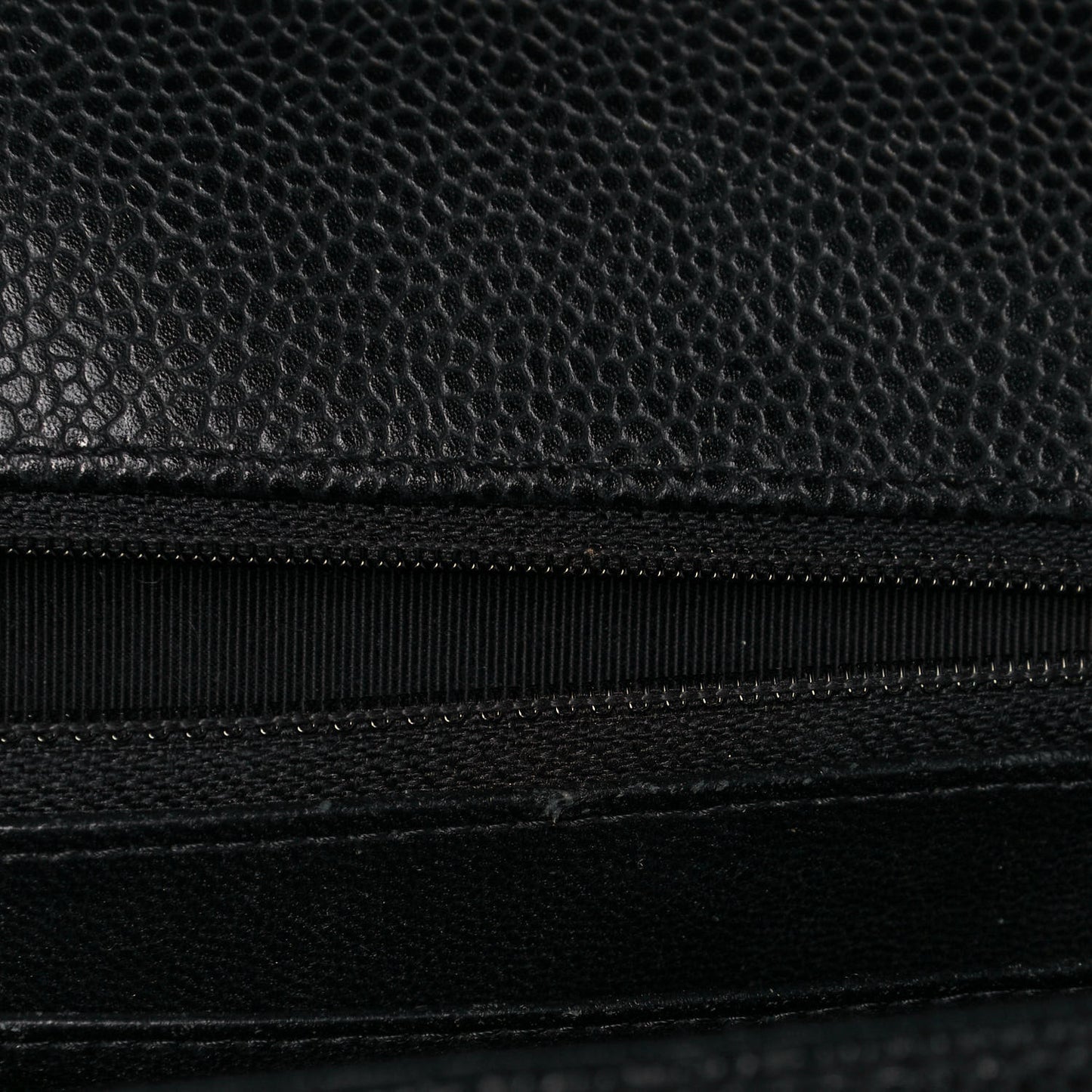 Caviar Quilted Maxi Single Flap Black